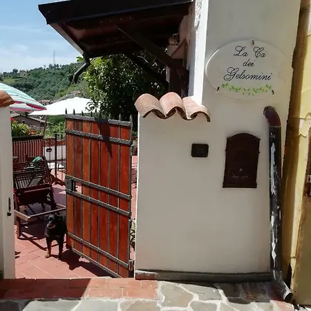 Ca' Dei Gelsomini Ferienhaus Ortonovo
